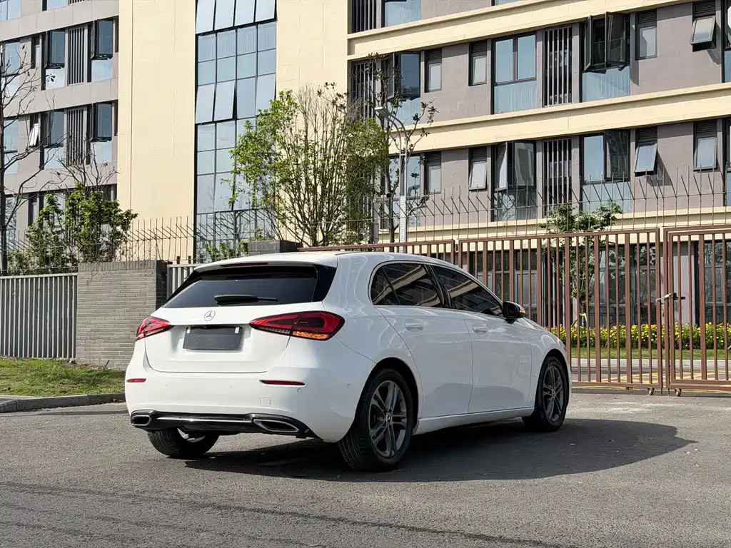 Mercedes-Benz A-Class 2019 — фото 22