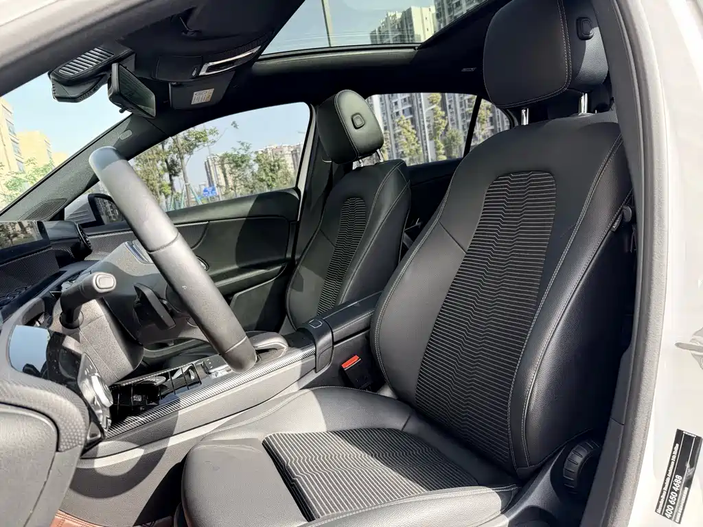Mercedes-Benz A-Class 2019 — фото 7
