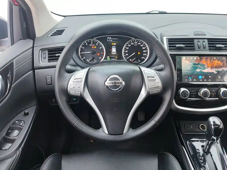 Nissan Tiida 2020 — фото 15