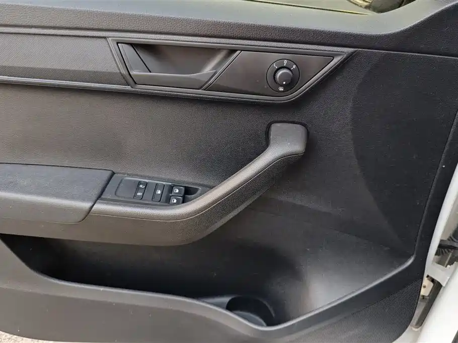 Skoda Fabia 2019 — фото 7