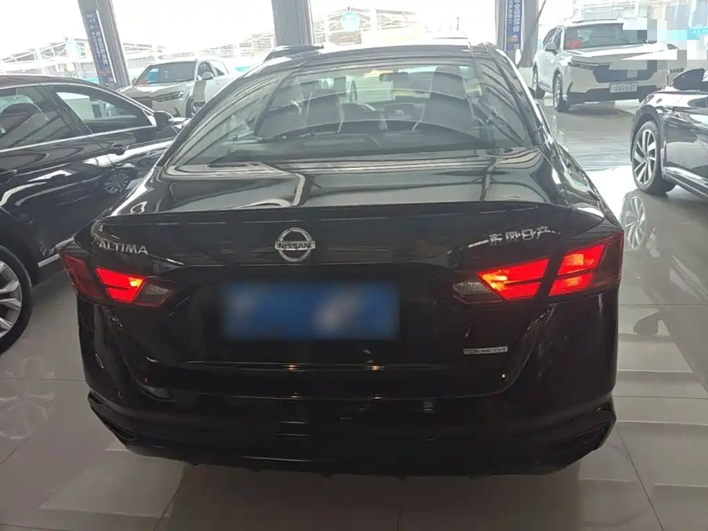 Nissan Teana 2020