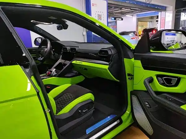 Lamborghini Urus 2023