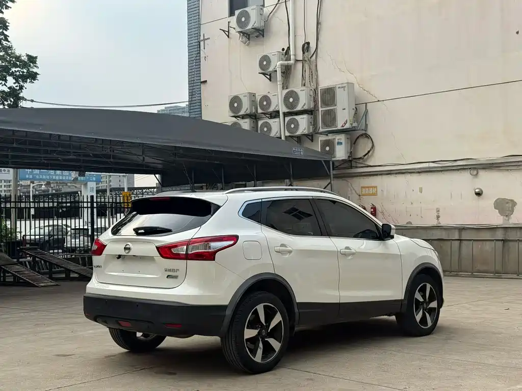Nissan Qashqai 2017 — фото 7