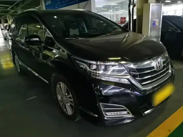 Honda Elysion 2016