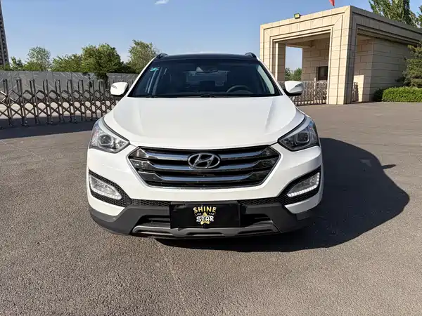 Hyundai Santa Fe 2013
