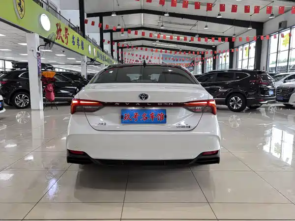 Toyota Avalon 2019
