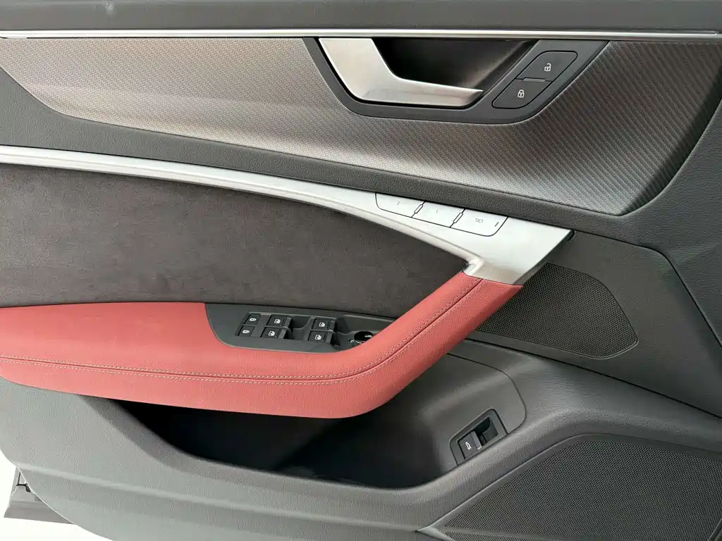 Audi A7L 2025 — фото 16