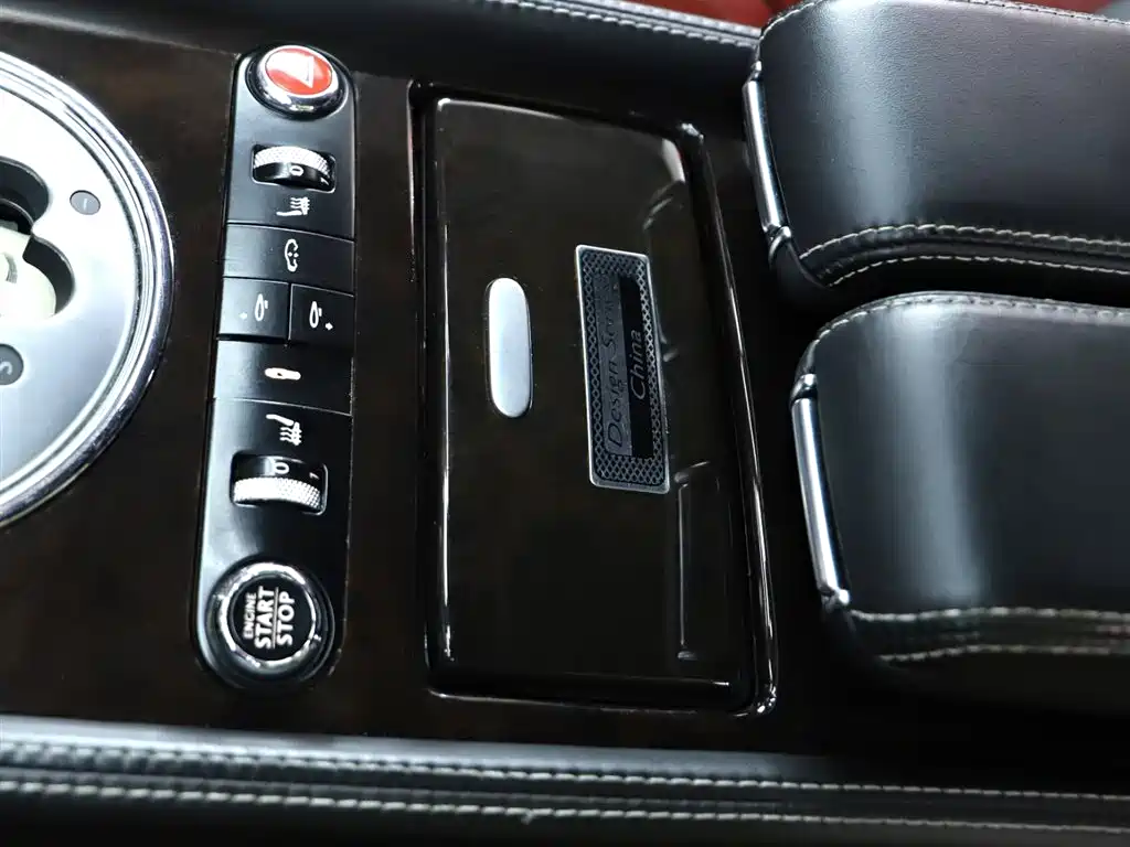 Bentley Continental 2010 — фото 11