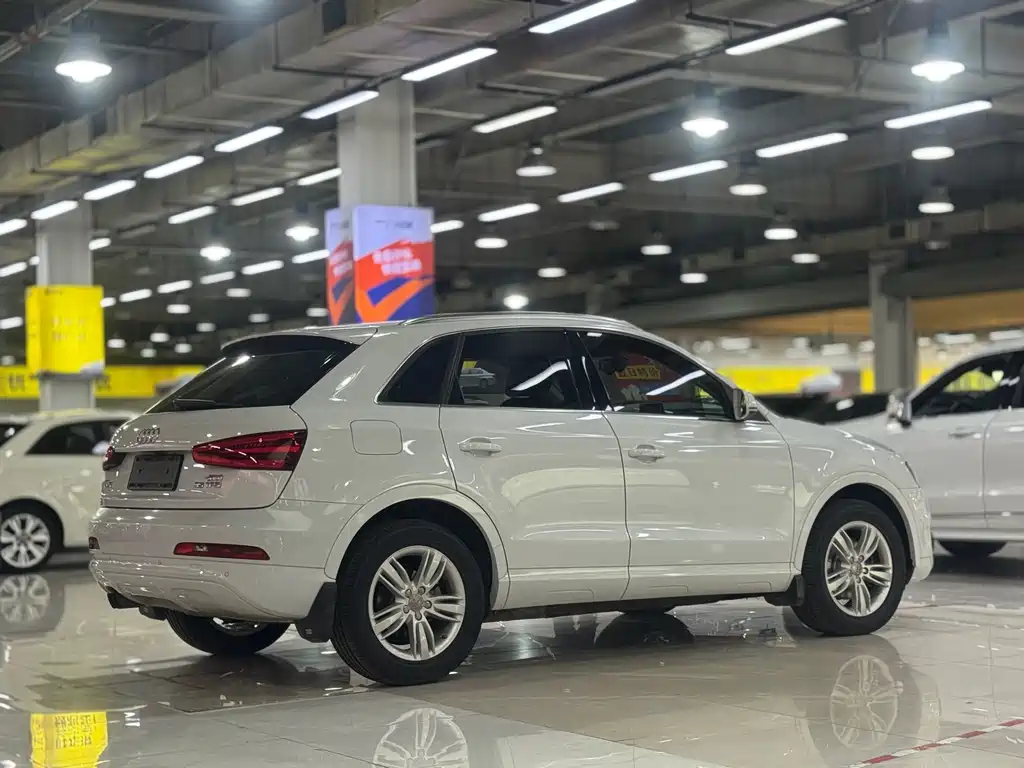 Audi Q3 2015 — фото 5