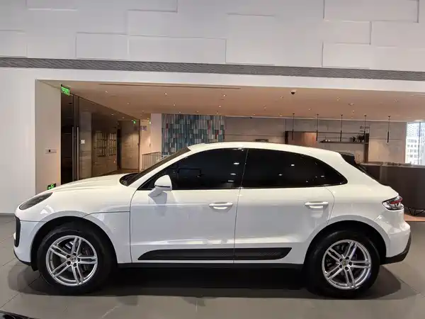 Porsche Macan 2023