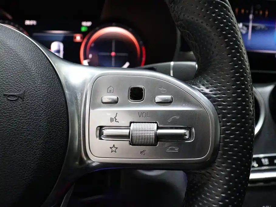 Mercedes-Benz C-Class 2021 — фото 16