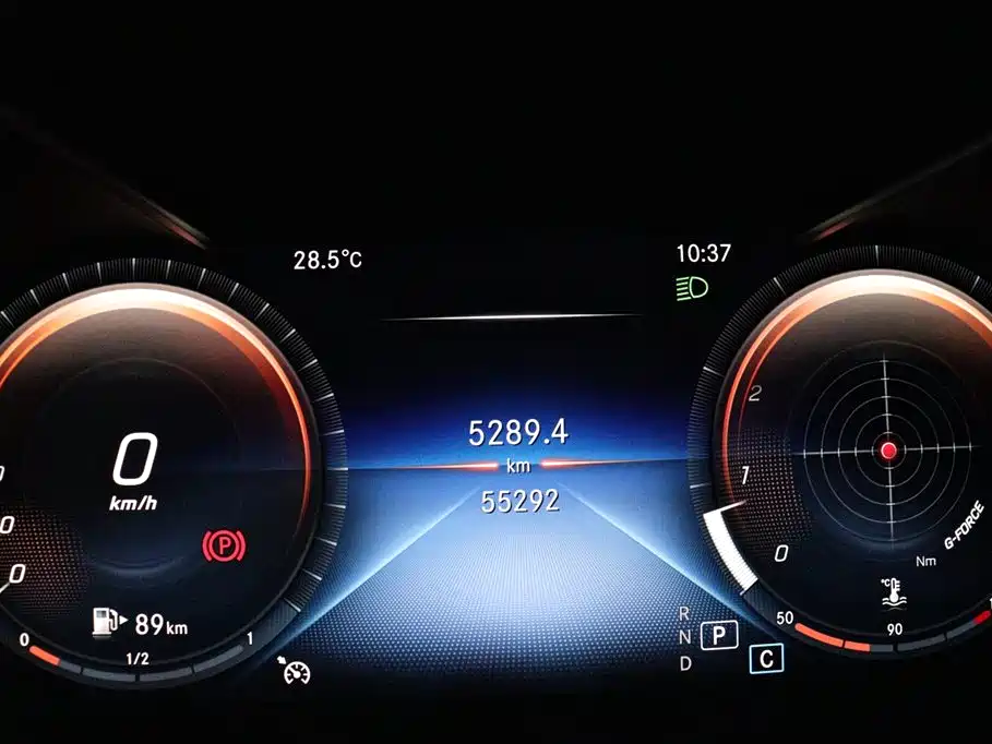 Mercedes-Benz C-Class 2021 — фото 18