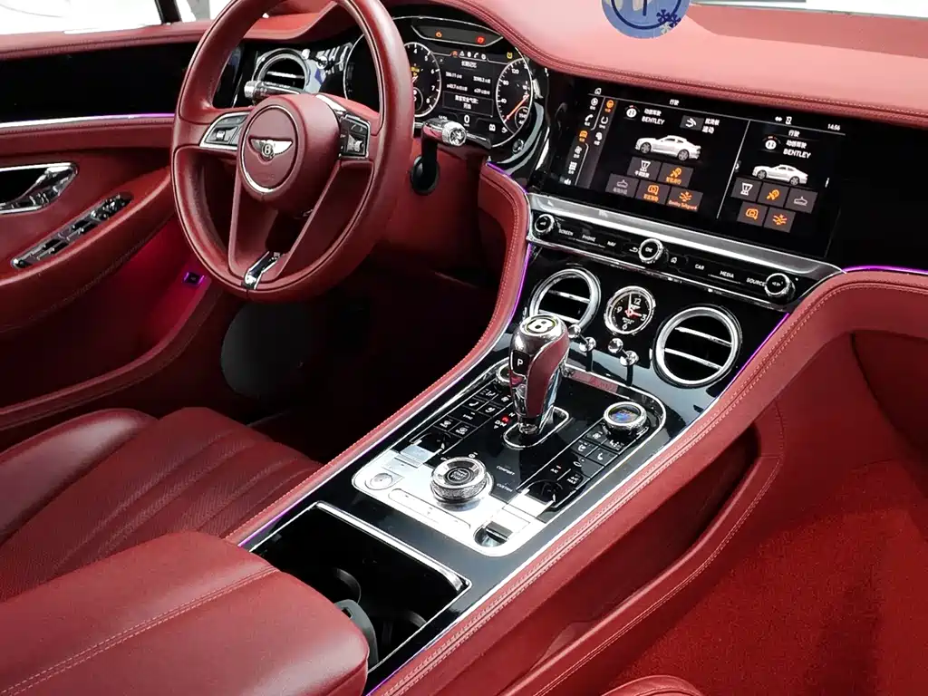 Bentley Continental 2020 — фото 8