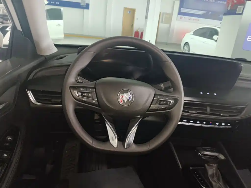Buick Verano 2023 — фото 11