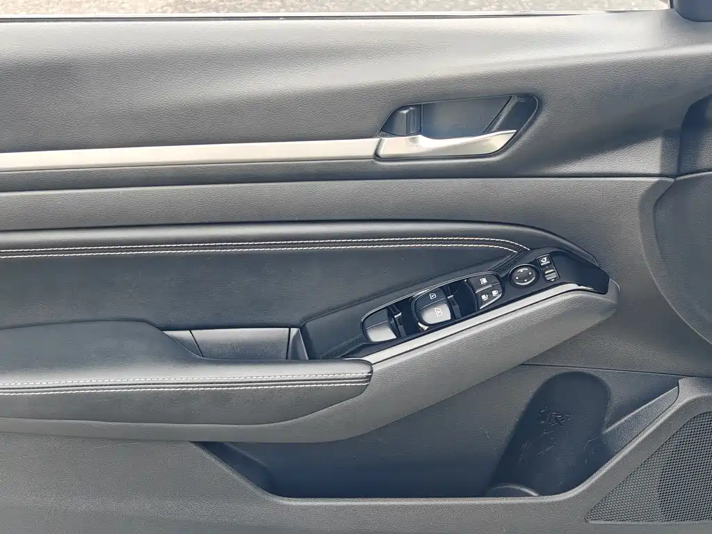 Nissan Teana 2021 — фото 21