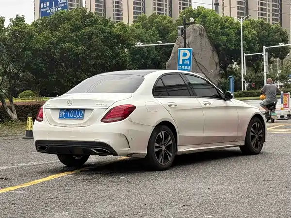 Mercedes-Benz C-Class 2016
