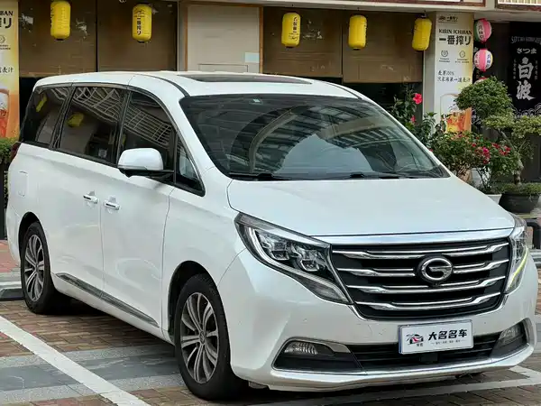 GAC Trumpchi M8 2018