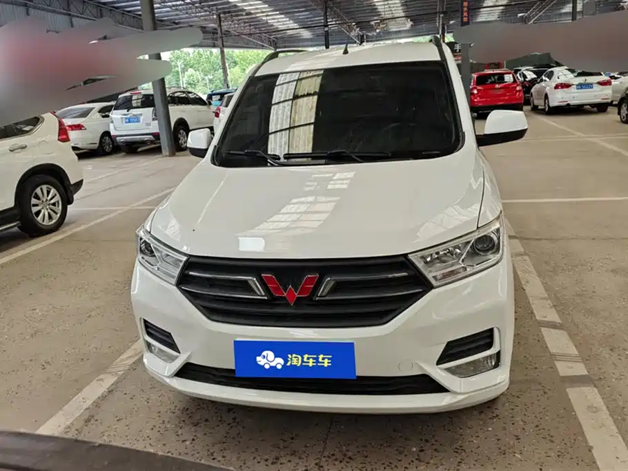 Wuling Hongguang 2019 — фото 2