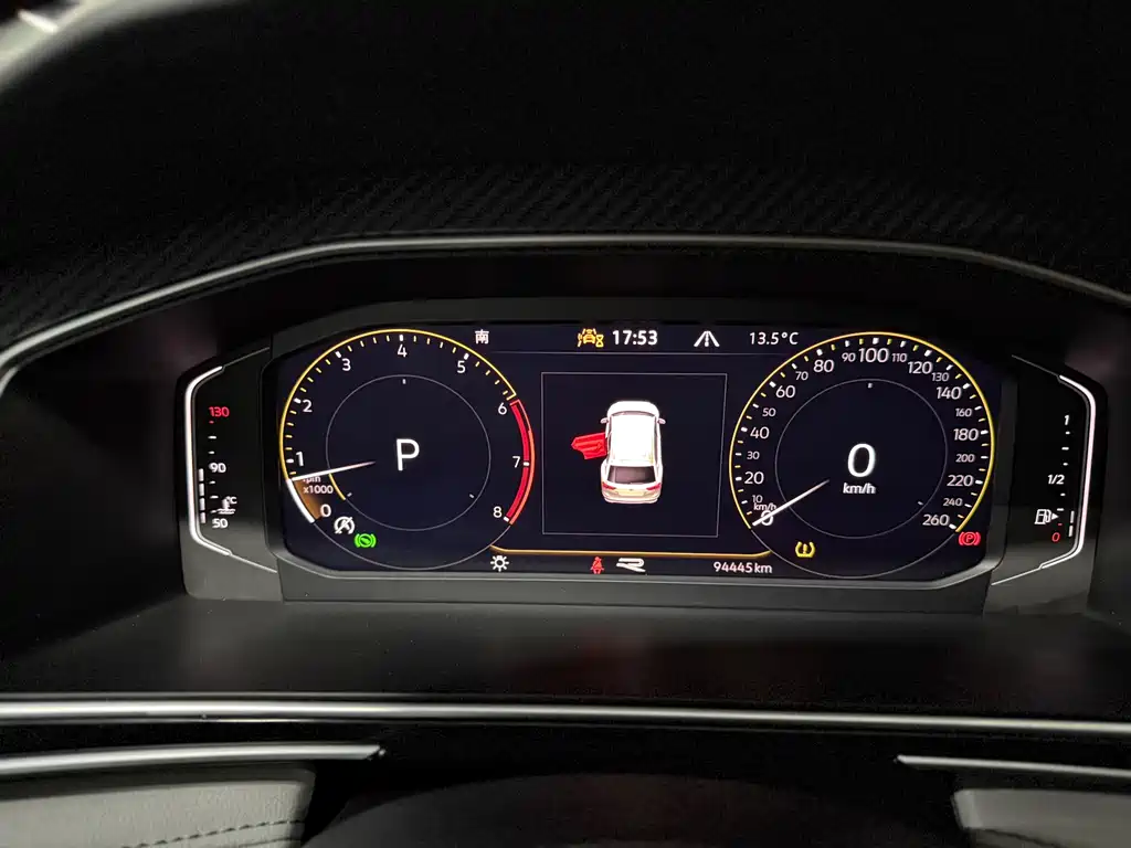 Volkswagen Tiguan L 2023 — фото 12