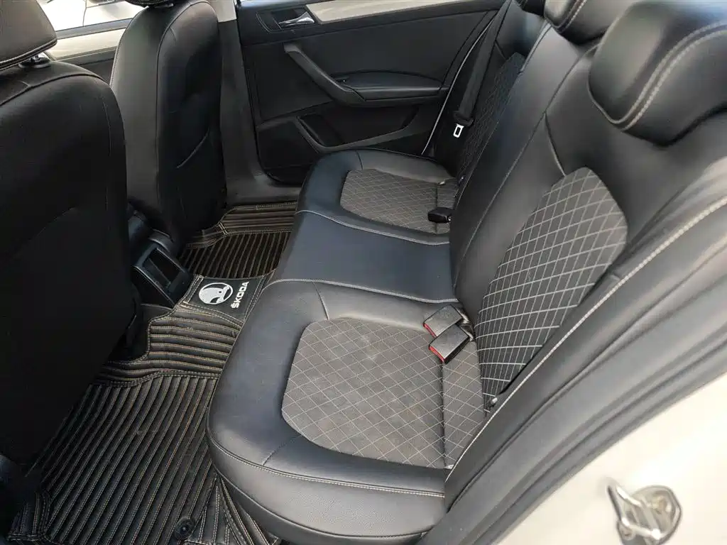 Skoda Rapid 2019 — фото 17