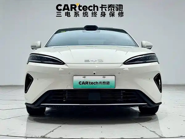 BYD Seal 07 DM-i 2025