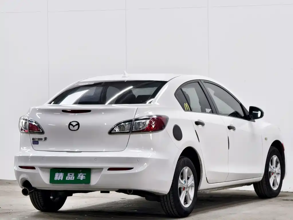 Mazda 3 Xingcheng 2015 — фото 4