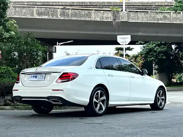 Mercedes-Benz E-Class 2018