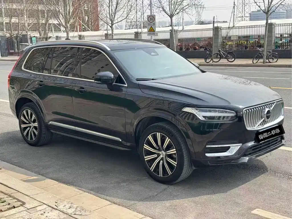 Volvo XC90 2024 — фото 3