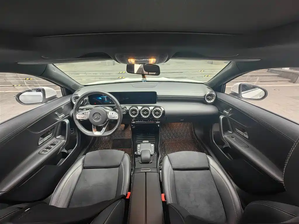 Mercedes-Benz A-Class 2021 — фото 14