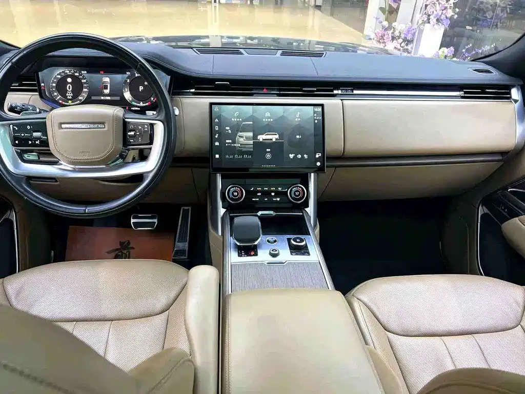 Land Rover Range Rover 2023 — фото 4