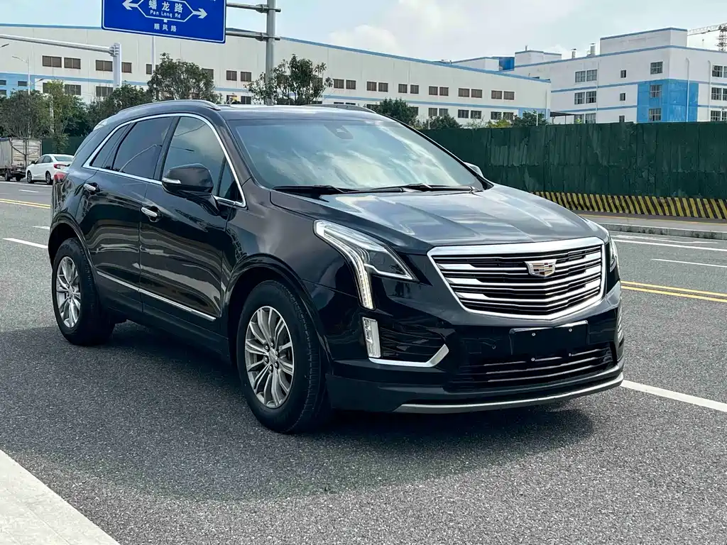 Cadillac XT5 2021 — фото 3