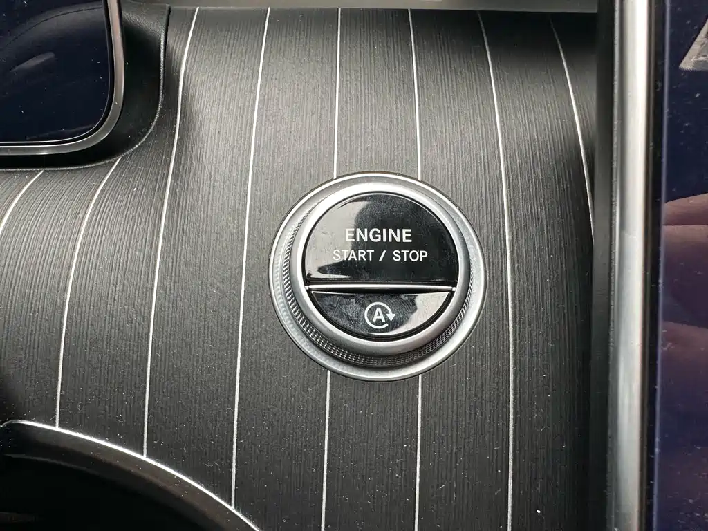 Mercedes-Benz C-Class 2021 — фото 16