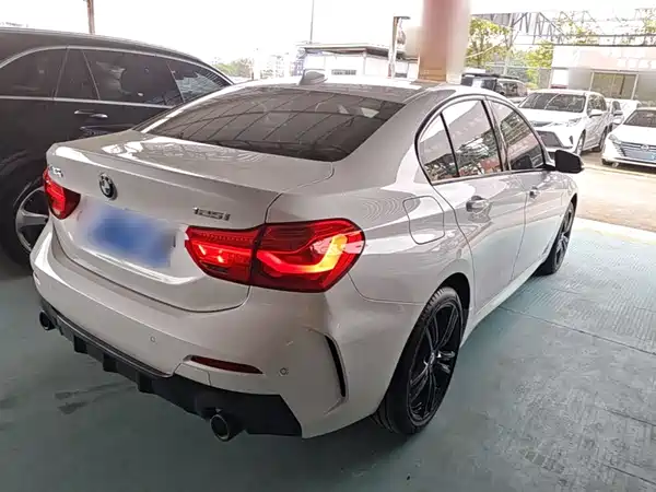 BMW 1 Series 2022