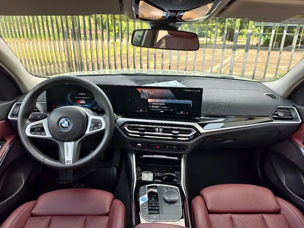 BMW i3 2023 — фото 3
