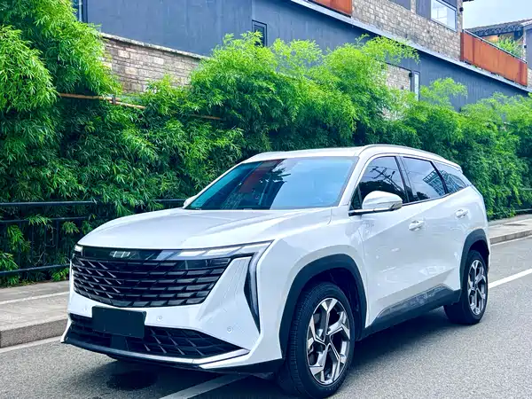 Geely Boyue L 2024