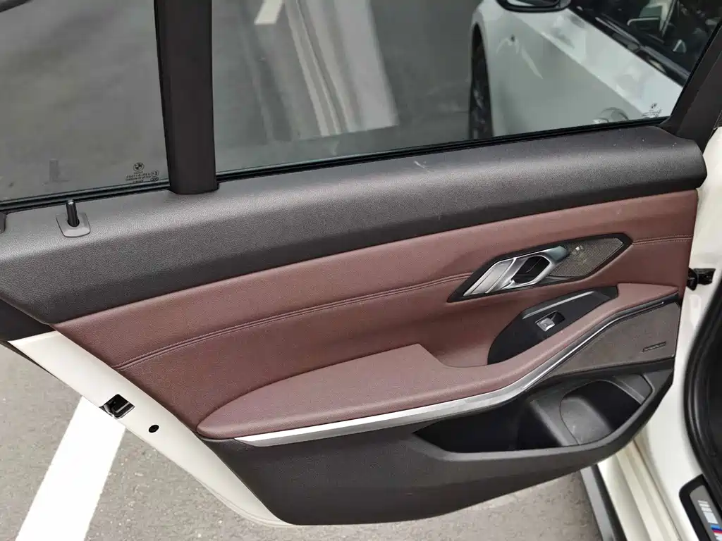 BMW 3 Series 2020 — фото 13