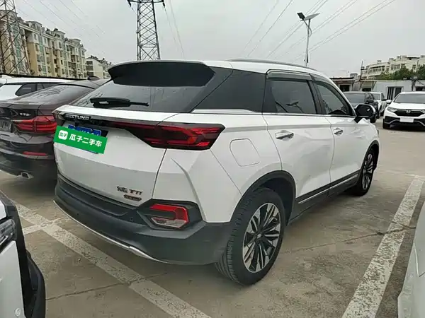Bestune T77 2021
