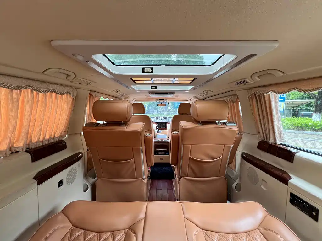 Mercedes-Benz Vito 2015 — фото 24