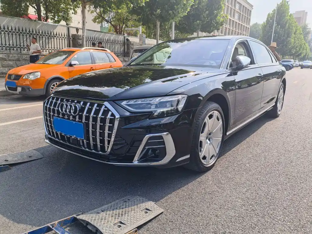Audi A8 2023