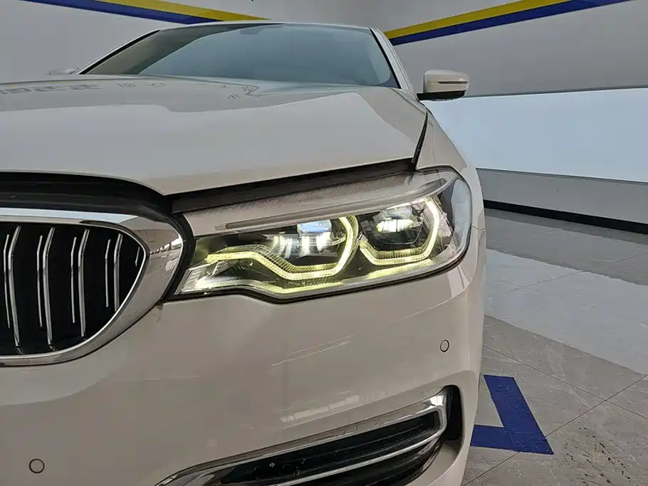 BMW 5 Series 2020