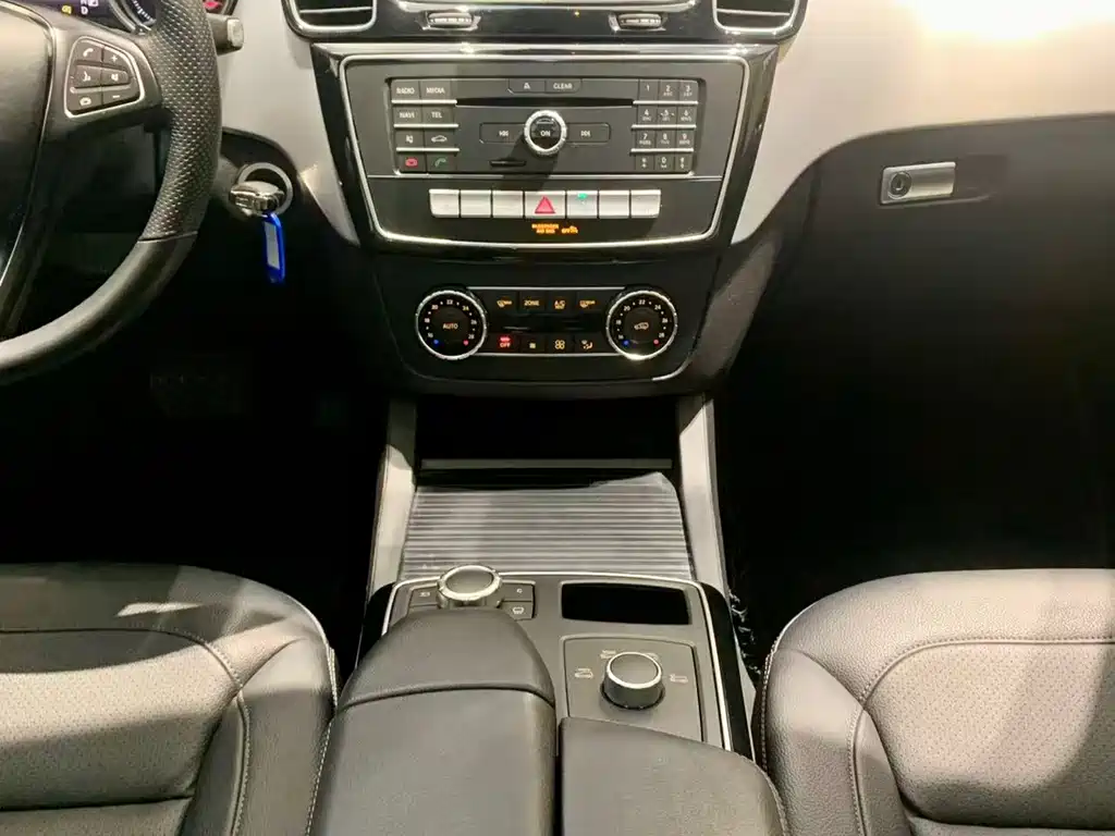 Mercedes-Benz GLE Coupe 2017 — фото 13