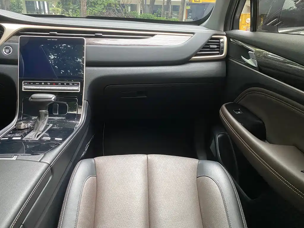 GAC Motor Trumpchi GS5 2019 — фото 14