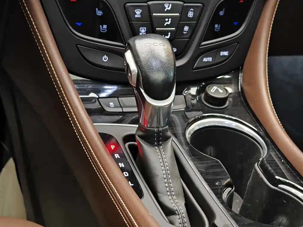 Buick Envision Plus 2021 — фото 18