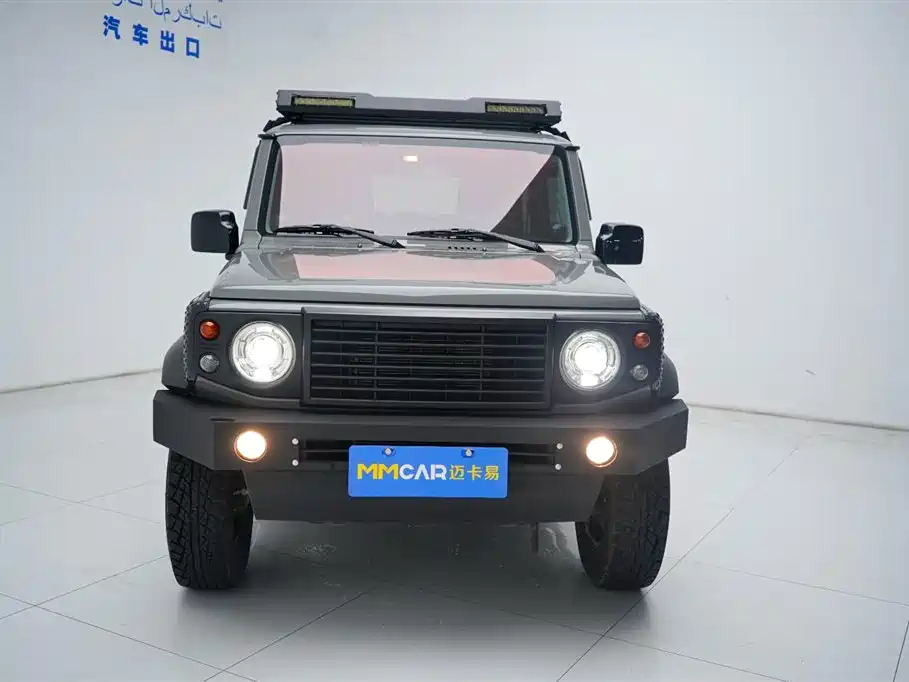 Suzuki Jimny 2025 — фото 2