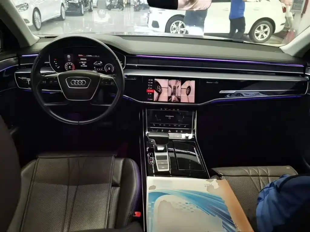 Audi A8 2019 — фото 10
