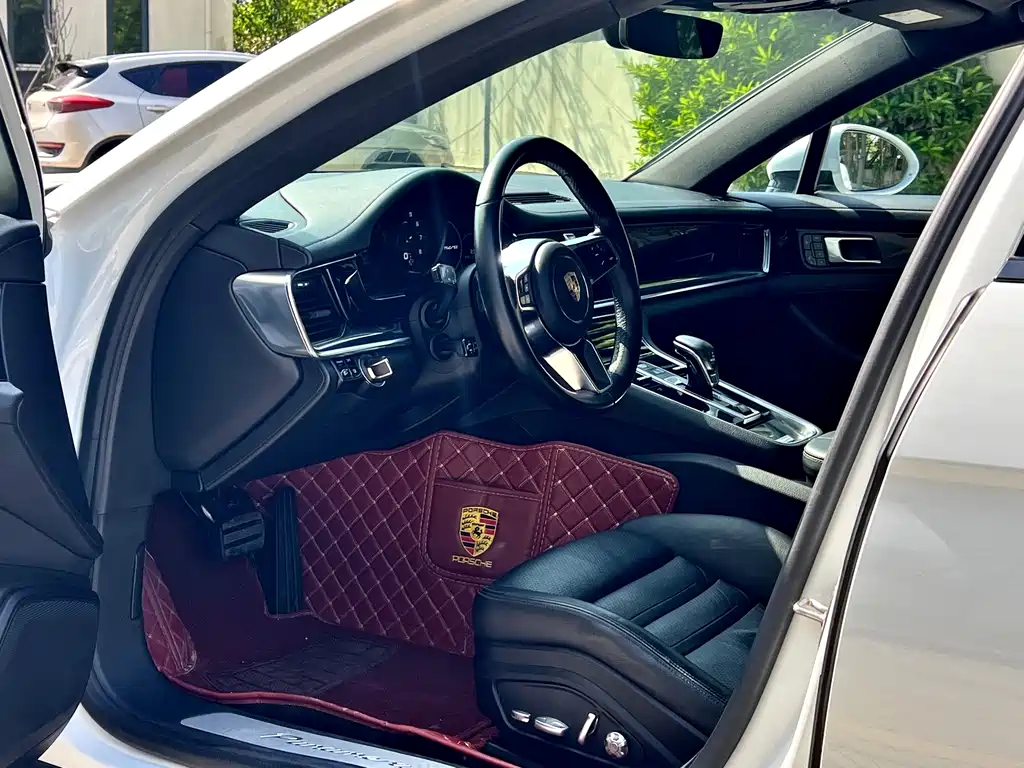 Porsche Panamera 2019 — фото 5