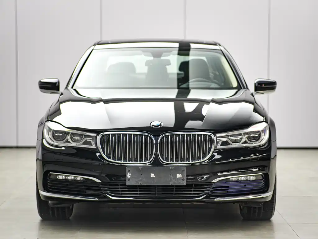BMW 7 Series 2016 — фото 2