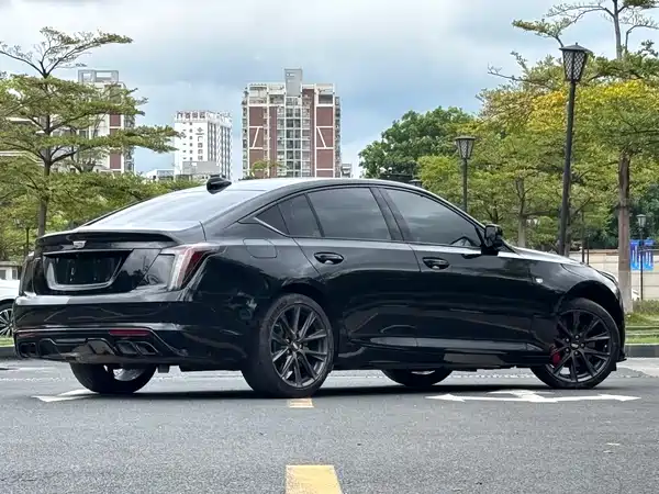 Cadillac CT5 2024