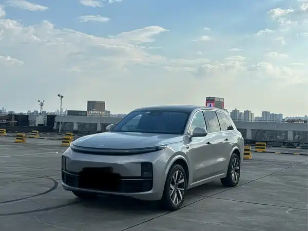 Li Auto L8 2023