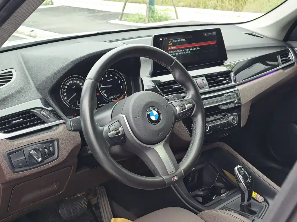 BMW X1 2022 — фото 13